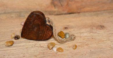 Herz aus Holz